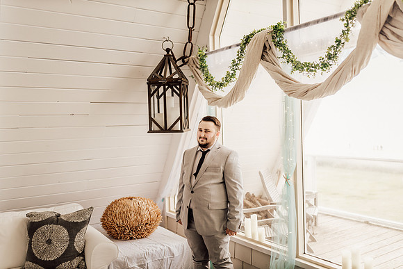 Jordan-Lainey-Roads-End-lincoln-City-oregon-airbnb-Elopement-photos-19