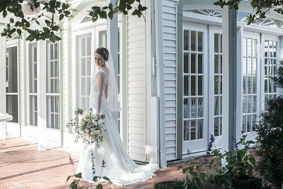 Daniel & Rebekah Dix Winterbourne Inn