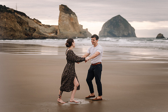 Chris-Lexi-Surprise-proposal-Photos-Pacific-City-Oregon-2023 (49 of 51)