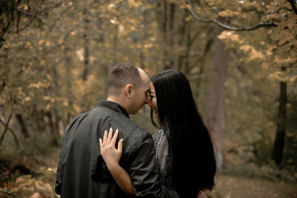 Ryan-Lynsie-Engagement-Photos-Bridal-Veil-Lakes-Portland-Oregon (6 of 29)