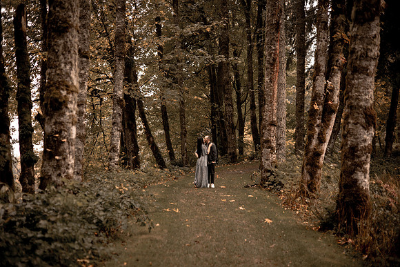 Ryan-Lynsie-Engagement-Photos-Bridal-Veil-Lakes-Portland-Oregon (8 of 29)
