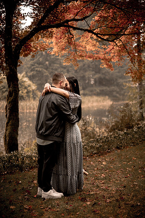 Ryan-Lynsie-Engagement-Photos-Bridal-Veil-Lakes-Portland-Oregon (17 of 29)