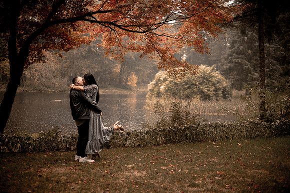 Ryan-Lynsie-Engagement-Photos-Bridal-Veil-Lakes-Portland-Oregon (21 of 29)