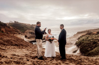 Carissa-Dustin-cape-kiwanda-oregon-elopement-photo-16
