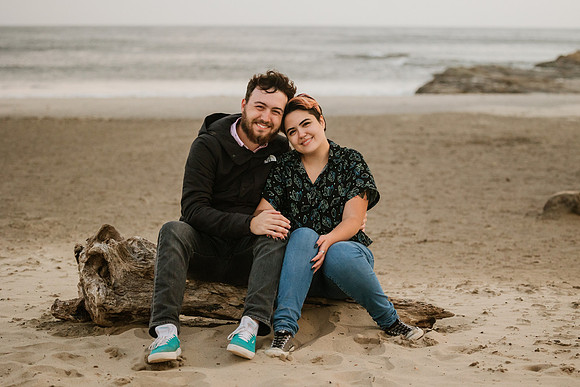 Deanna-Cape-Kiwanda-Oregon-Family-Session-2021-0125
