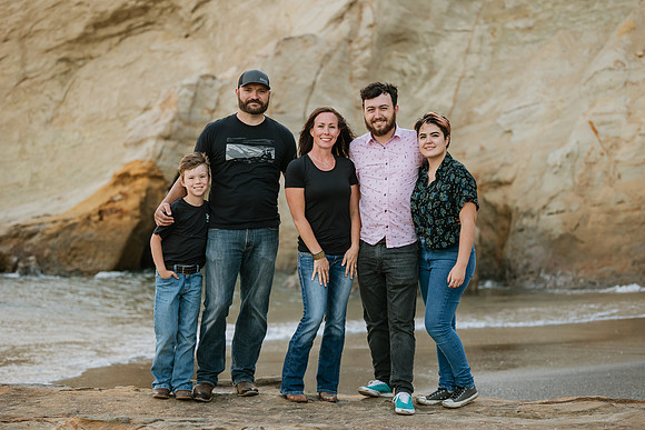 Deanna-Cape-Kiwanda-Oregon-Family-Session-2021-9514