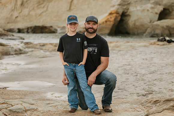 Deanna-Cape-Kiwanda-Oregon-Family-Session-2021-9742