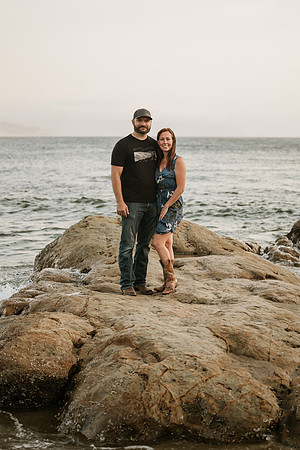 Deanna-Cape-Kiwanda-Oregon-Family-Session-2021-9797