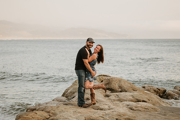 Deanna-Cape-Kiwanda-Oregon-Family-Session-2021-9827