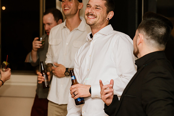 Alex-Danielle-Inn-Spanish-Head-Lincoln-City-oregon-wedding-1291