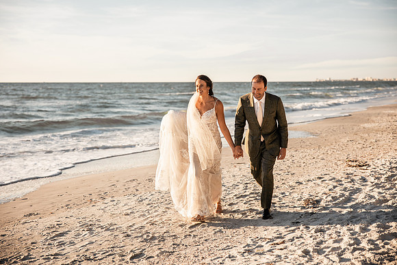 Bennett-Tamra-Sunset-Beach-House-Wedding-Saint-Peterburg-Florida-2021-7710