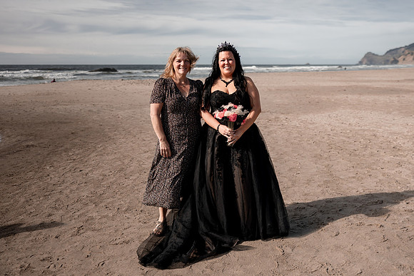 Christian-Brandi-Lincoln-City-Wedding-Photos (40)