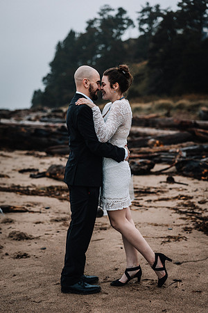 Duncan-Sam-Lincoln-City-Oregon-Eloepment-Photos (9 of 11)