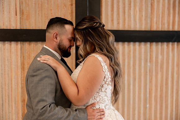 Kara-Sam-Simple-Affairs-Vegas-Wedding-Photos-44