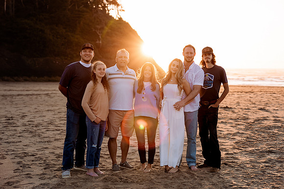 Kannon-Ashley-Surpise-Proposal-Rock-Neskowin-Oregon-Photos (6 of 94)