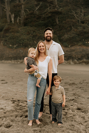 Jillian-family-photos-2025 (5 of 55)