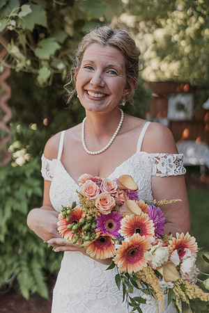 Derrick-Kenzie-Navarra-Gardens-Willamina-Oregon-Wedding-Photos (95 of 436)