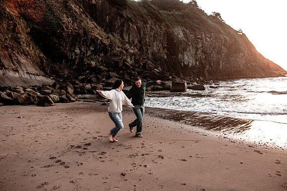 Mike-Heather-Depoe-Bay-Oregon-Anniversary-Photos (67 of 71)