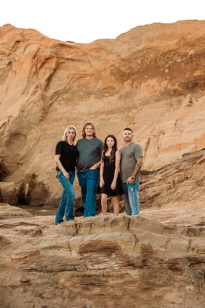 Amanda-Family-Photos-Pacific-City-Oregon-2025 (25 of 53)