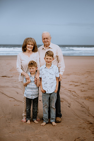 Kip-Sarah-Family-Photos-Oregon-2025-Depoe-Bay (3 of 58)