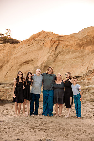 Amanda-Family-Photos-Pacific-City-Oregon-2025 (11 of 53)