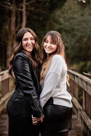 Koralee-Sisters-Family-Session-Lincoln-City-Oregon-2023 (10 of 75)