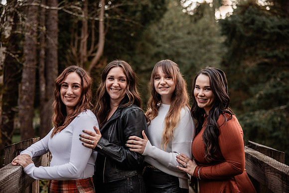 Koralee-Sisters-Family-Session-Lincoln-City-Oregon-2023 (13 of 75)