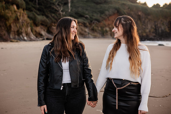 Koralee-Sisters-Family-Session-Lincoln-City-Oregon-2023 (26 of 75)