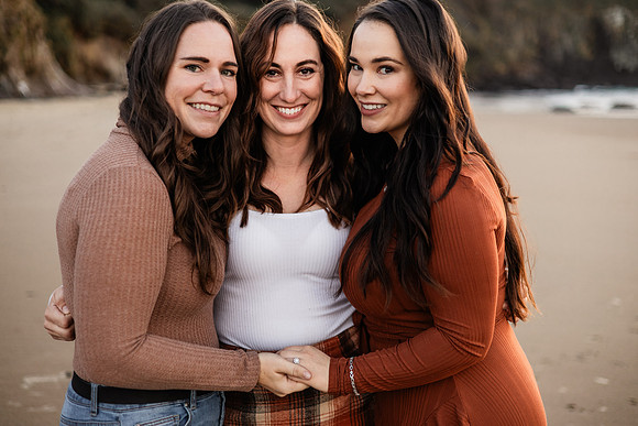 Koralee-Sisters-Family-Session-Lincoln-City-Oregon-2023 (39 of 75)