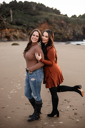Koralee-Sisters-Family-Session-Lincoln-City-Oregon-2023 (42 of 75)