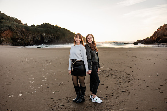 Koralee-Sisters-Family-Session-Lincoln-City-Oregon-2023 (43 of 75)