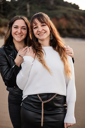 Koralee-Sisters-Family-Session-Lincoln-City-Oregon-2023 (44 of 75)