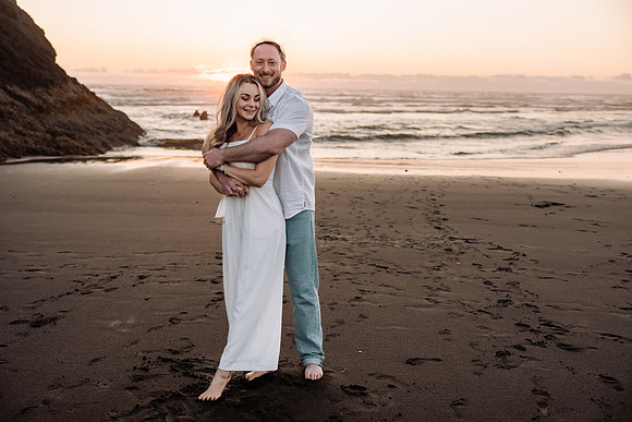 Kannon-Ashley-Surpise-Proposal-Rock-Neskowin-Oregon-Photos (38 of 94)