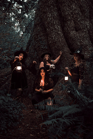 Good-Sam-Witches-Girl-Photos (20 of 45)
