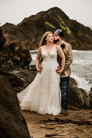 Tyler-Riley-Gold-Beach-Wedding-Photos-5273-4610