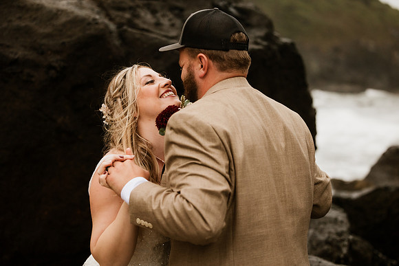 Tyler-Riley-Gold-Beach-Wedding-Photos-5273-4708