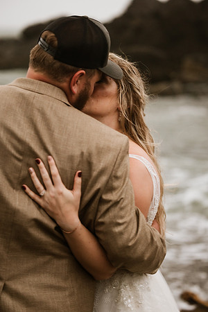 Tyler-Riley-Gold-Beach-Wedding-Photos-5273-4928