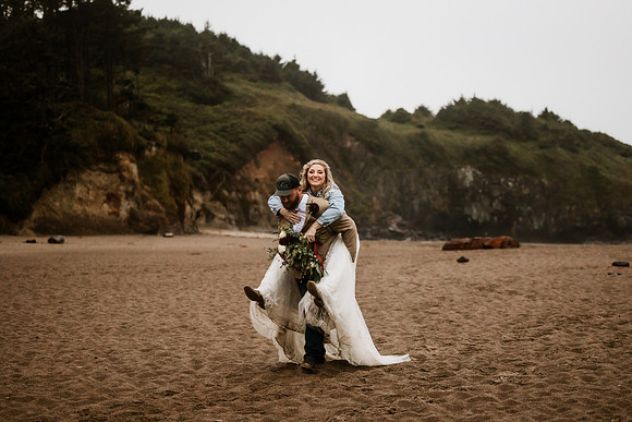 Tyler-Riley-Gold-Beach-Wedding-Photos-5273-5272