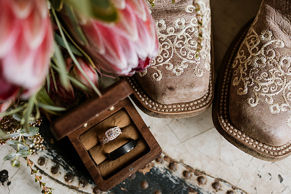 Tyler-Riley-Gold-Beach-Wedding-Photos-5273-5373