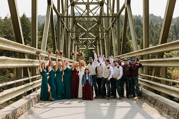 Tyler-Riley-Gold-Beach-Wedding-Photos-5273-5632