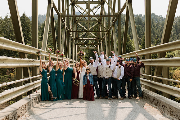 Tyler-Riley-Gold-Beach-Wedding-Photos-5273-5634