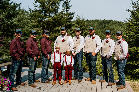 Tyler-Riley-Gold-Beach-Wedding-Photos-5273-5730