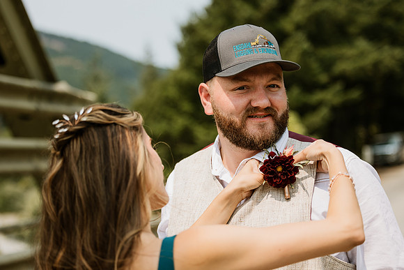 Tyler-Riley-Gold-Beach-Wedding-Photos-5273-7230