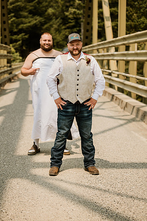 Tyler-Riley-Gold-Beach-Wedding-Photos-5273-7263