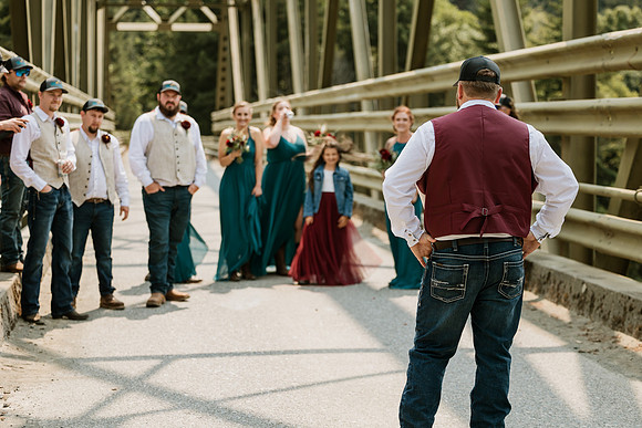 Tyler-Riley-Gold-Beach-Wedding-Photos-5273-7324