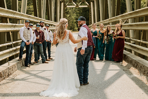 Tyler-Riley-Gold-Beach-Wedding-Photos-5273-7373