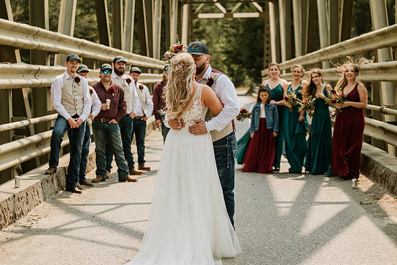 Tyler-Riley-Gold-Beach-Wedding-Photos-5273-7377