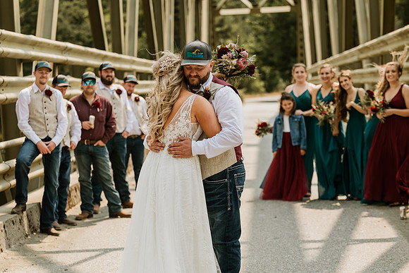 Tyler-Riley-Gold-Beach-Wedding-Photos-5273-7379