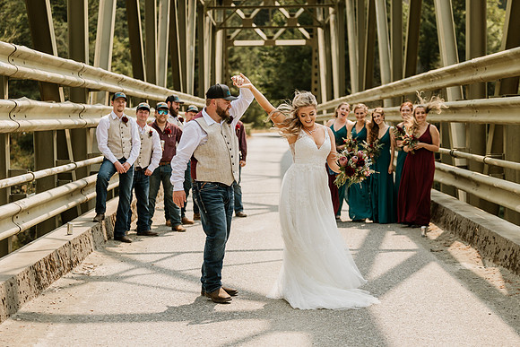 Tyler-Riley-Gold-Beach-Wedding-Photos-5273-7414