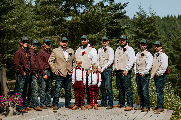 Tyler-Riley-Gold-Beach-Wedding-Photos-5273-7628